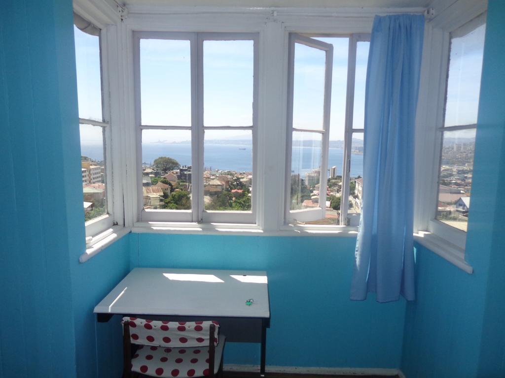 Hostal Faro Azul บัลปาราอีโซ ห้อง รูปภาพ