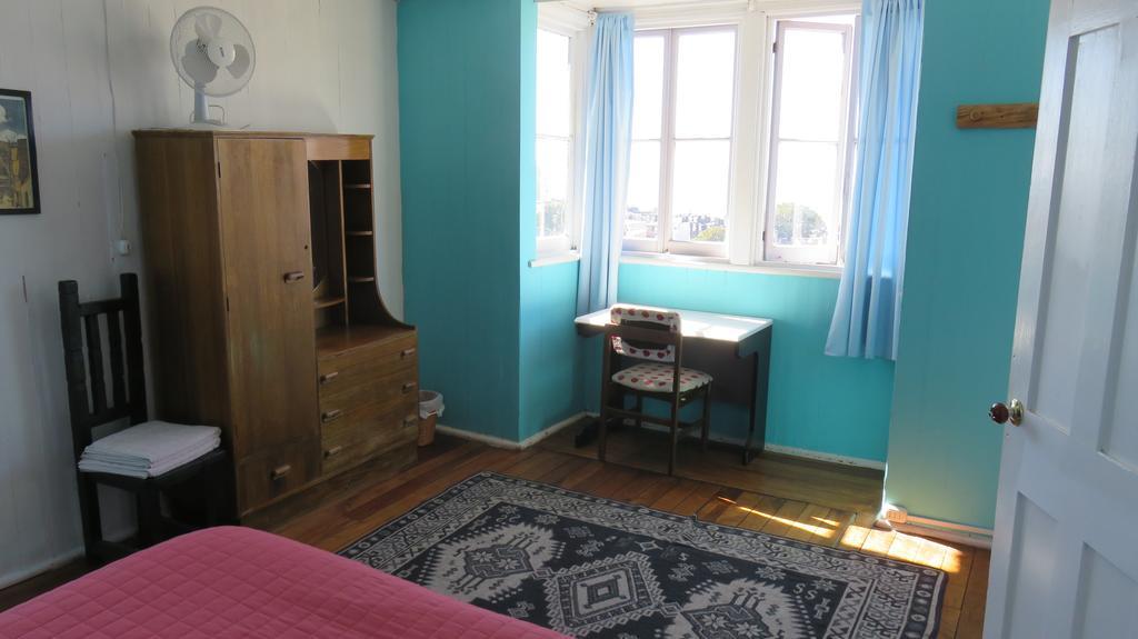 Hostal Faro Azul บัลปาราอีโซ ภายนอก รูปภาพ