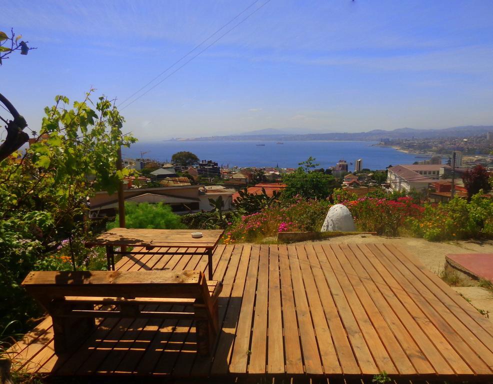 Hostal Faro Azul บัลปาราอีโซ ภายนอก รูปภาพ